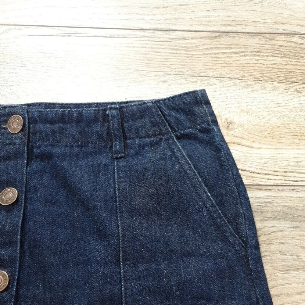 Forever 21 Womens Denim Mini Skirt US 28 Full Front Button Blue Dress Party - Picture 3 of 9